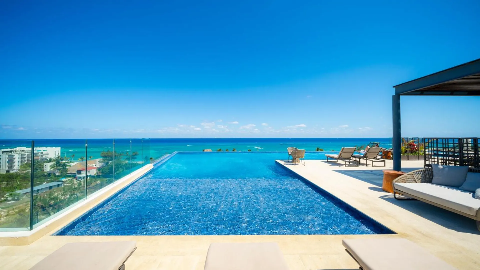 Luxury 3 Bedroom Condo With Ocean View & Pool - Marila 503 Playa del Carmen Apartment