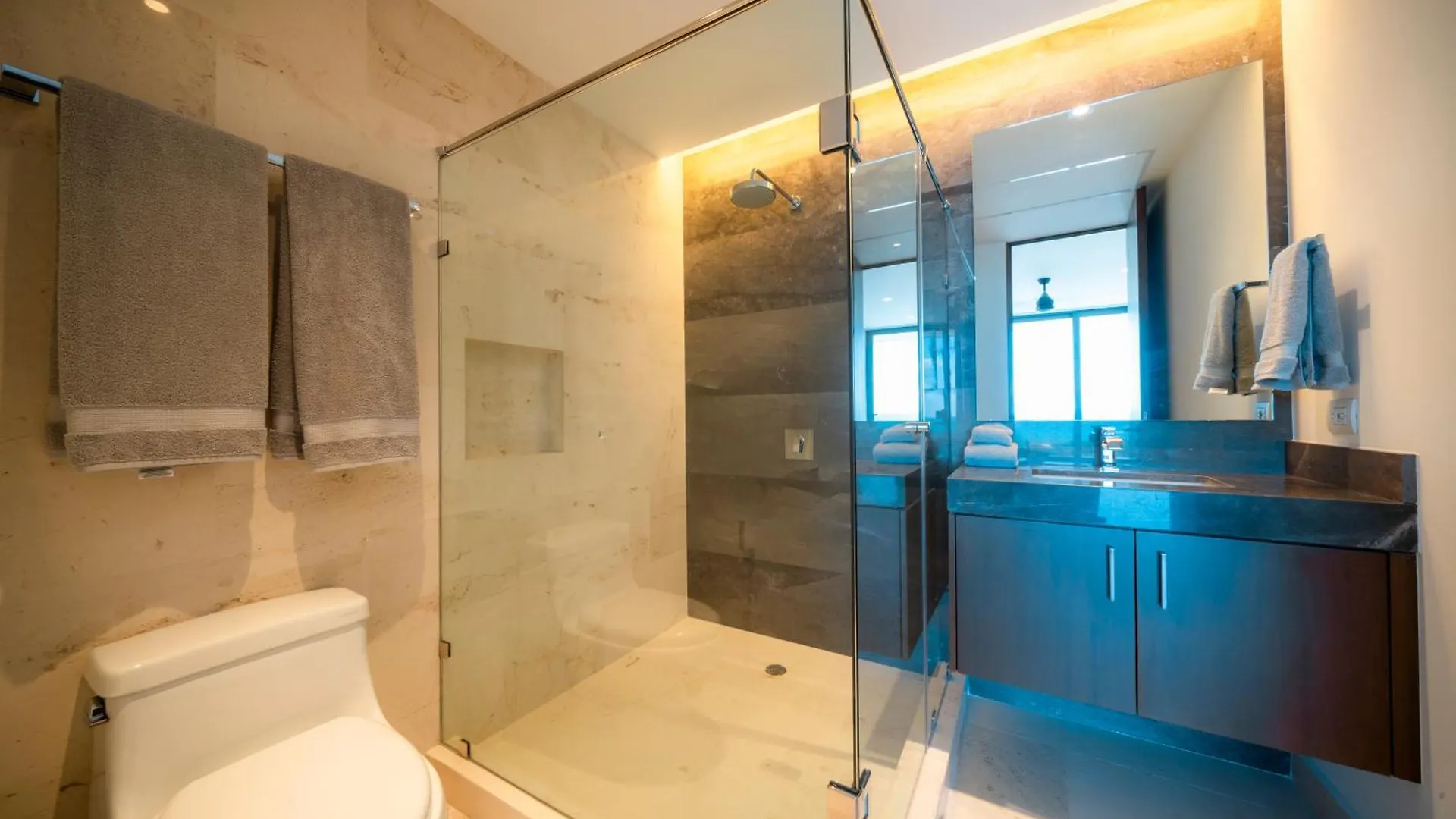 Apartment Luxury 3 Bedroom Condo With Ocean View & Pool - Marila 503 Playa del Carmen