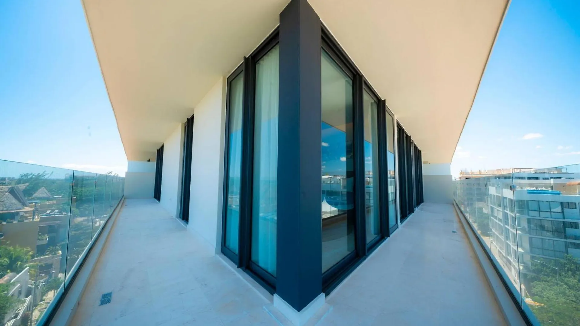 Luxury 3 Bedroom Condo With Ocean View & Pool - Marila 503 Playa del Carmen 0*,
